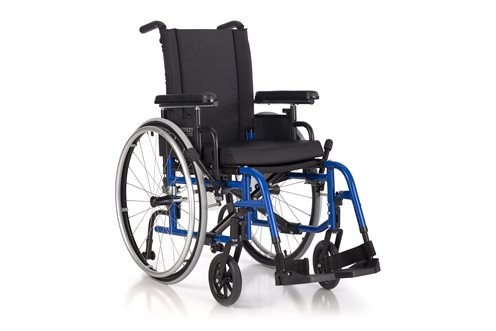 BREEZY 600 Lightweight Standard Wheelchair | Sunrise Medical